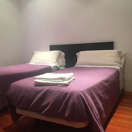 Hostal R. Lido Madrid Exteriör bild